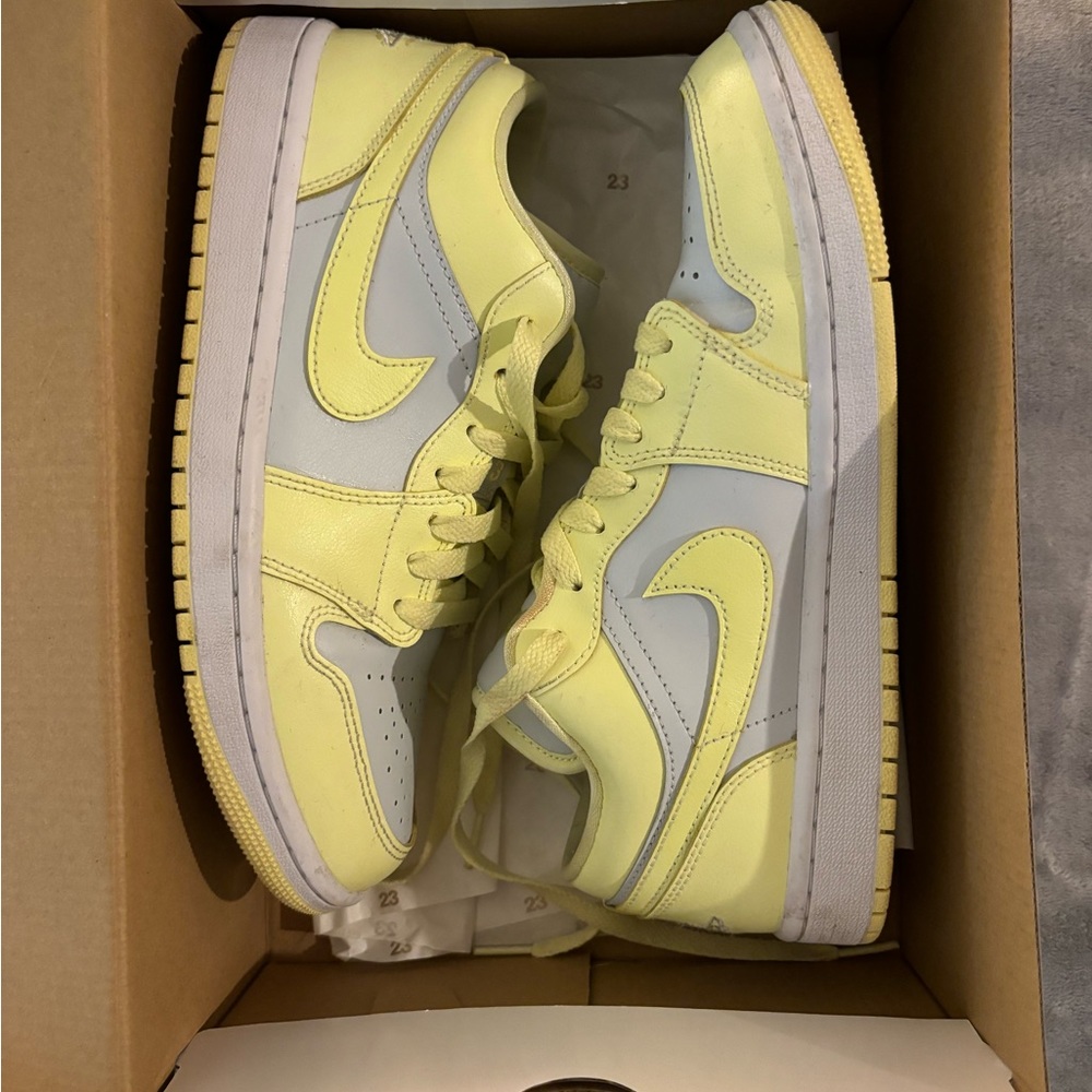 air jordan 1s low